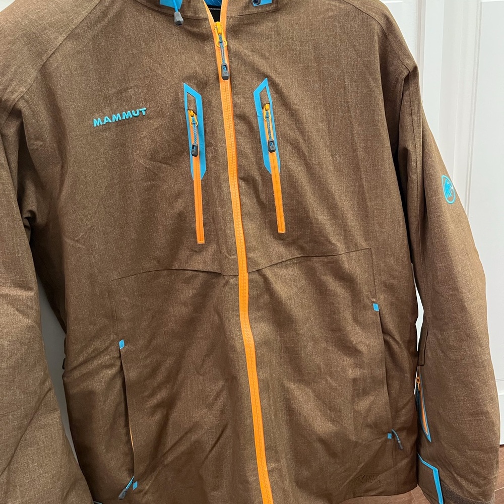 Mammut Ski Jacket Medium, great condition!